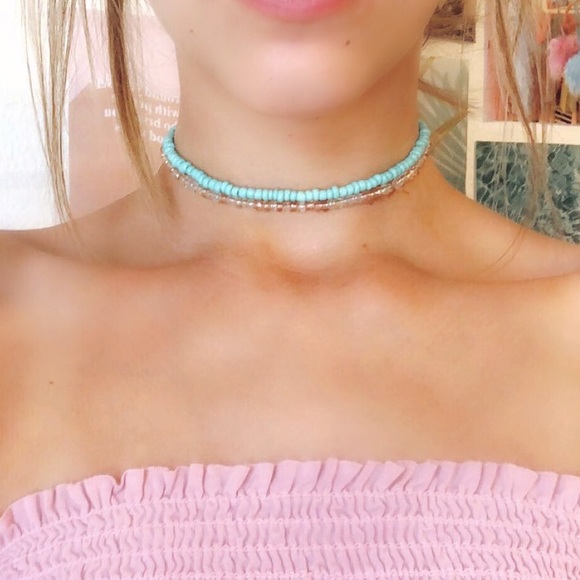 Jewelry - Beaded Choker Necklace (in Turquoise)